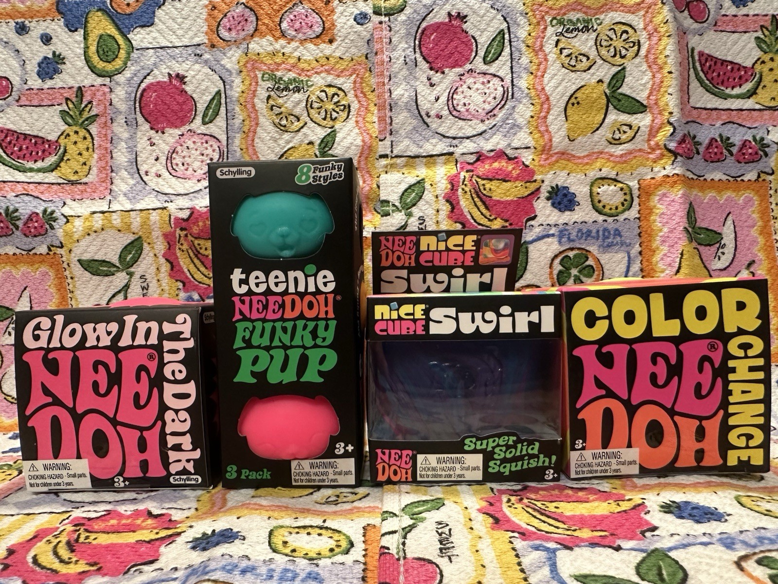 NEW❤️NeeDohs🌸Glow In The Dark🐶 Funky Pups💜💕💙Nice Cube Swirl💗Color Change🥳
