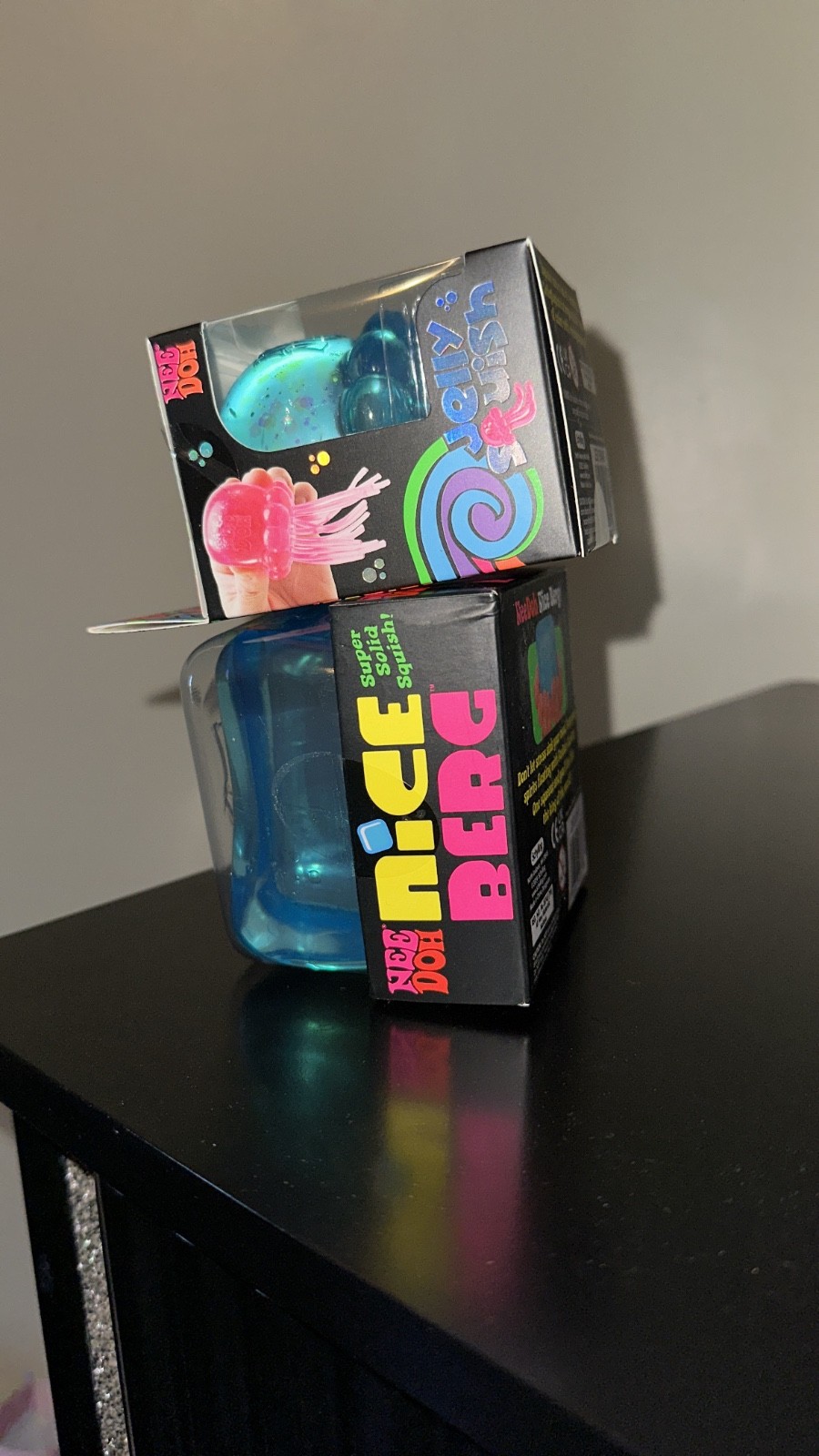 Needoh jellyfish 100 % real (lot of 4 BLUE) iceberg hotshot Toy rare- US Seller