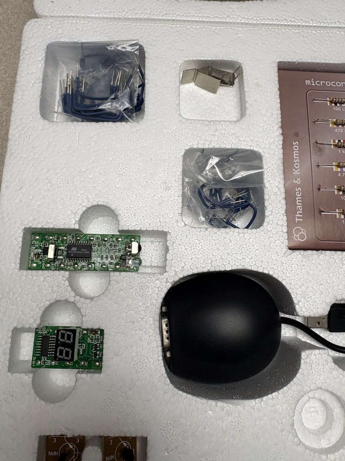 Thames & Kosmos Microcontroller Computer Systems Engineering Kit No. 614515