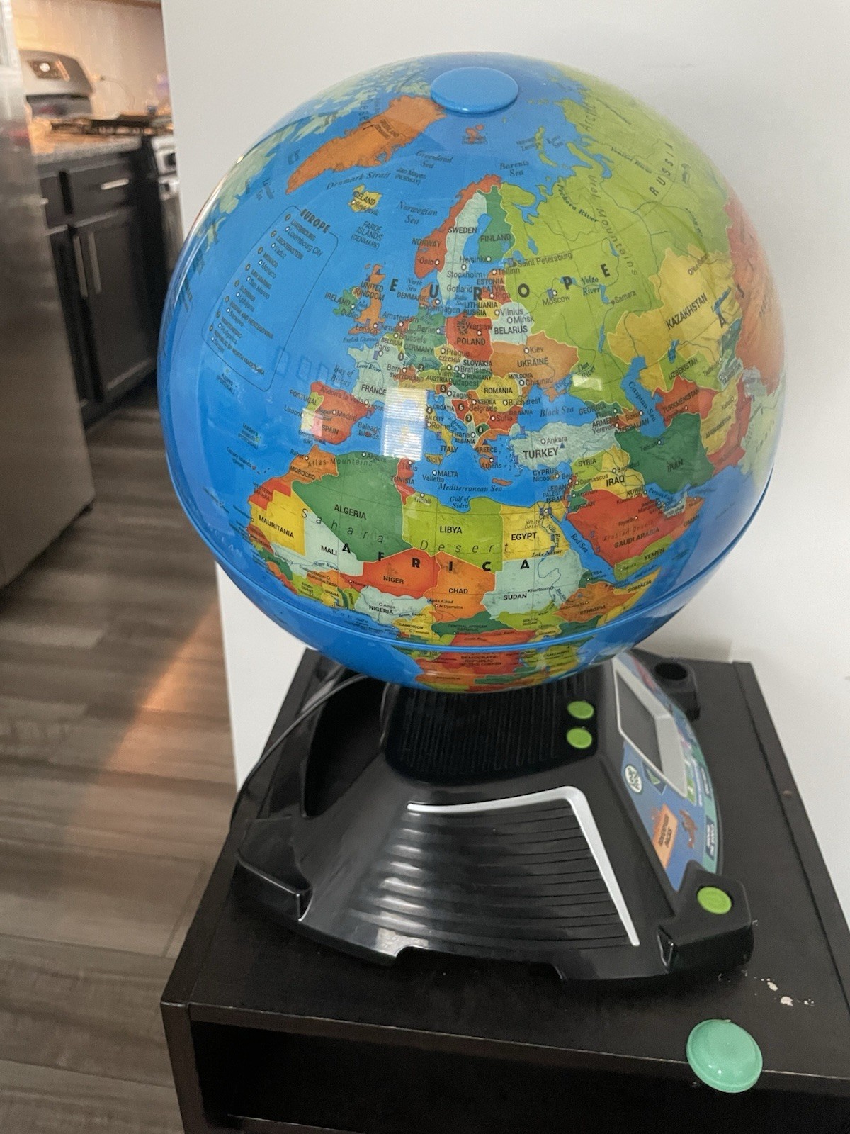LeapFrog Magic Adventures Interactive Globe BBC Educational Learning Toy