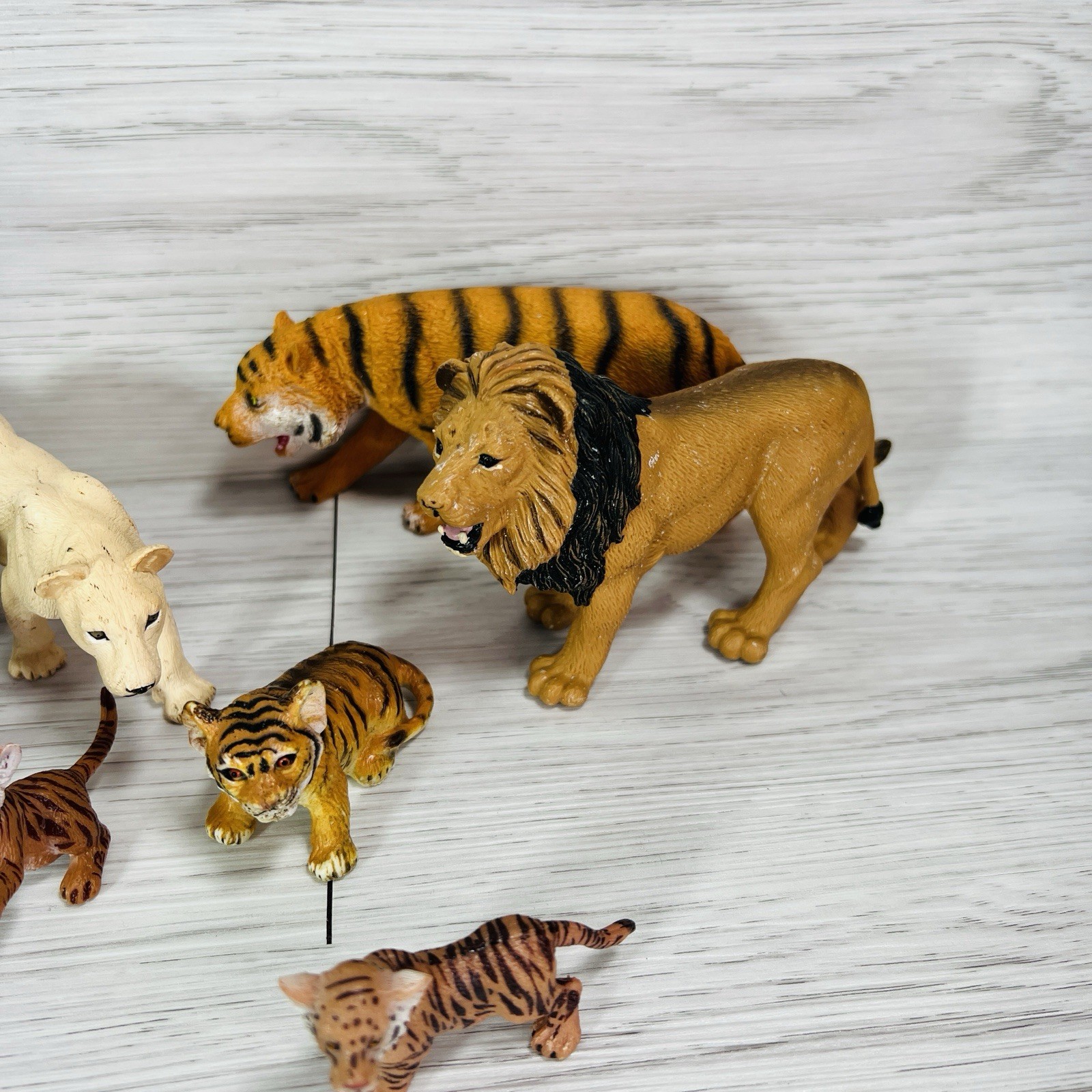 Safari Ltd Animal Lot Lion Lioness Toy Rhinoceros Polar Bear Tiger Lynx Baby Cub