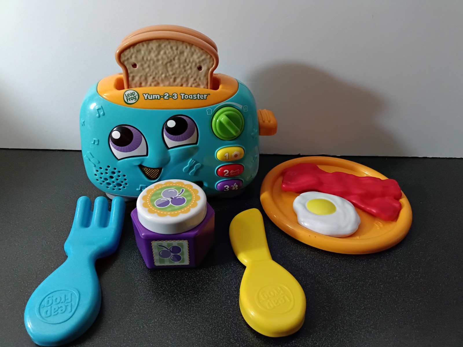 LeapFrog Yum-2-3 Toaster Playset