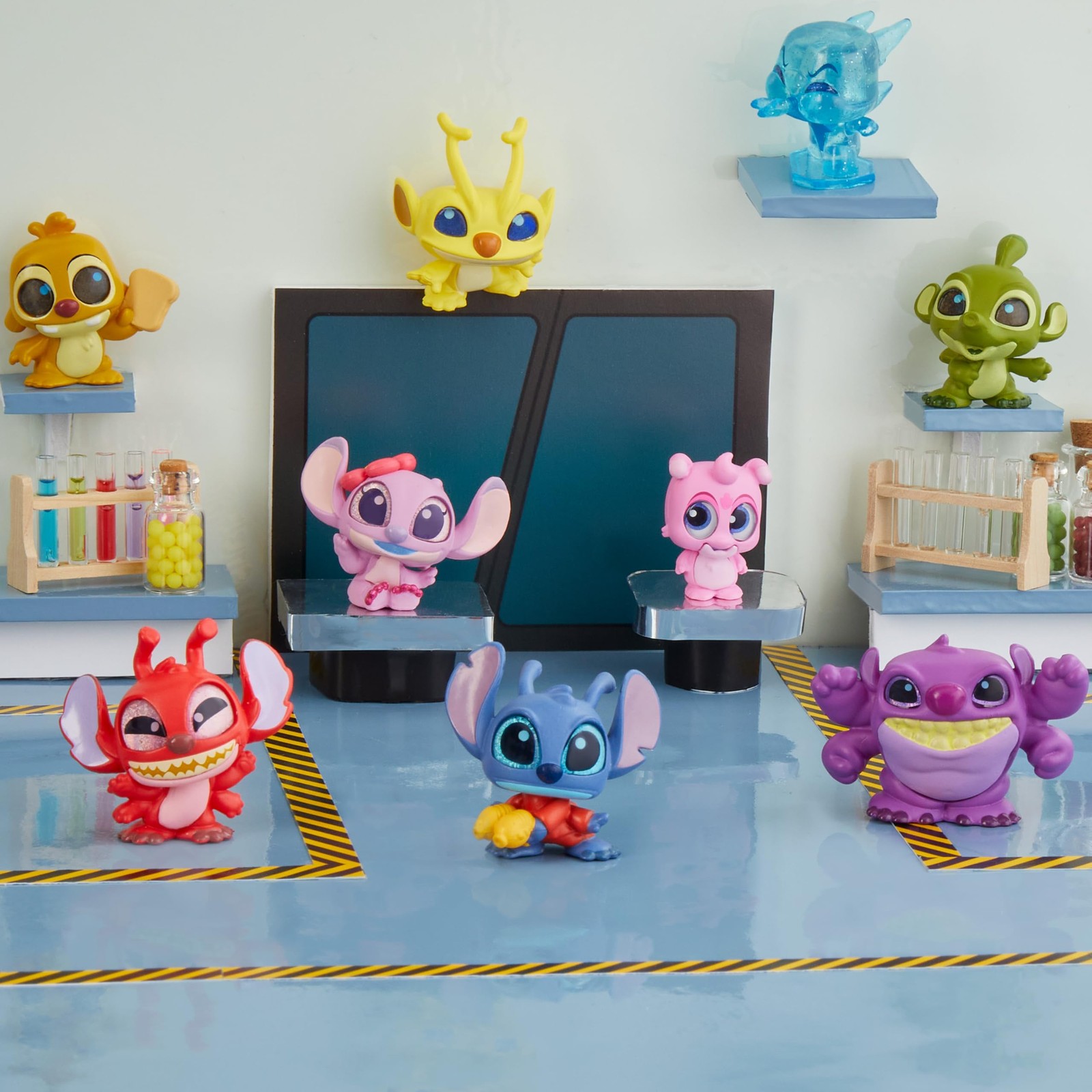 Stitch Experiments Collection Peek, Kids Toys for Ages 5 Up