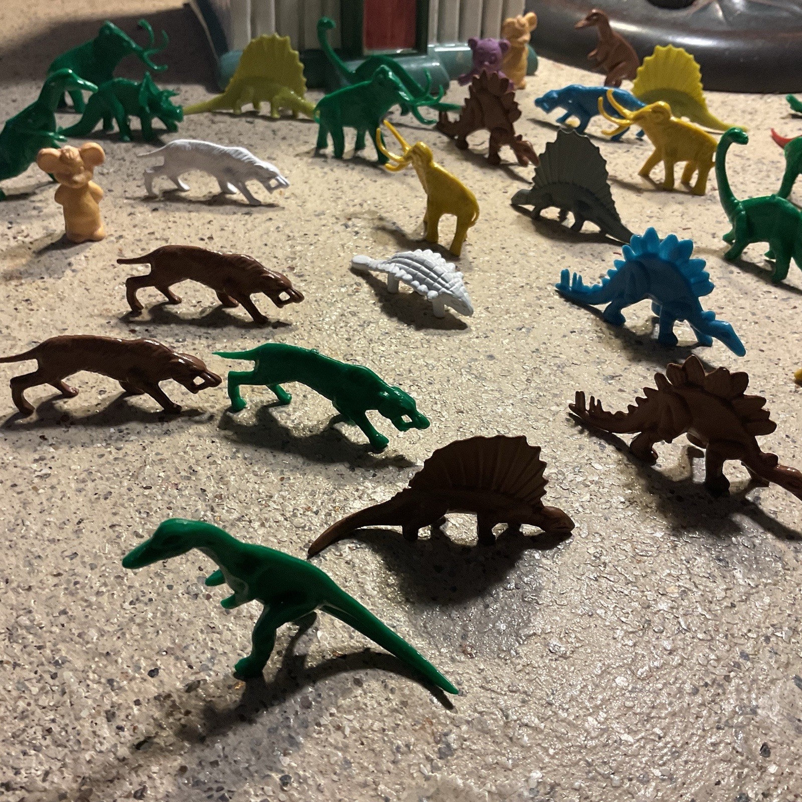 33 Lot Hard Plastic 1960s Dinosaurs Plus 3 Bears Stocking Stuffers Teachers
