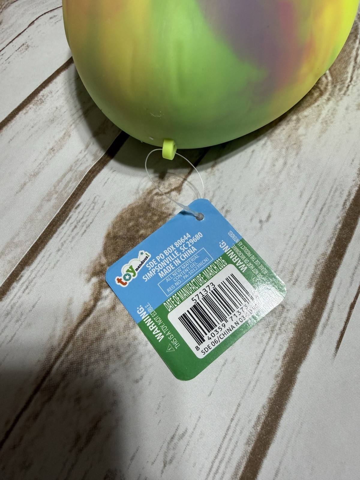 NEW Toymendous Squeeezy VIRAL Rainbow Jumbo Squeeezy Tye Dye Duck Squish Toy