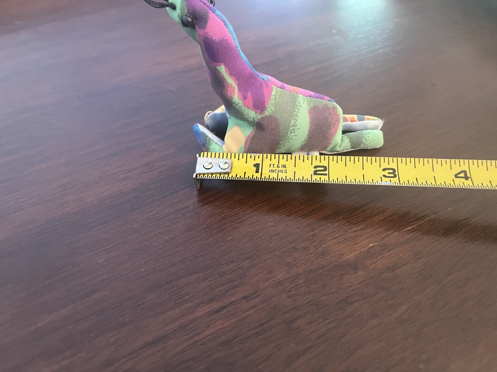 Multi-color, sand filled Seal