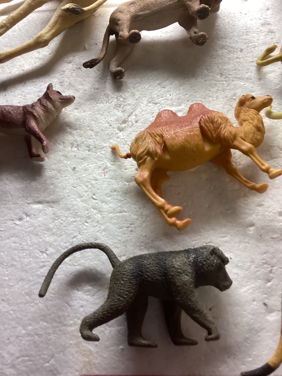 Vintage Mixed Plastic Safari Zoo Jungle Wild Animals Lot of 10.