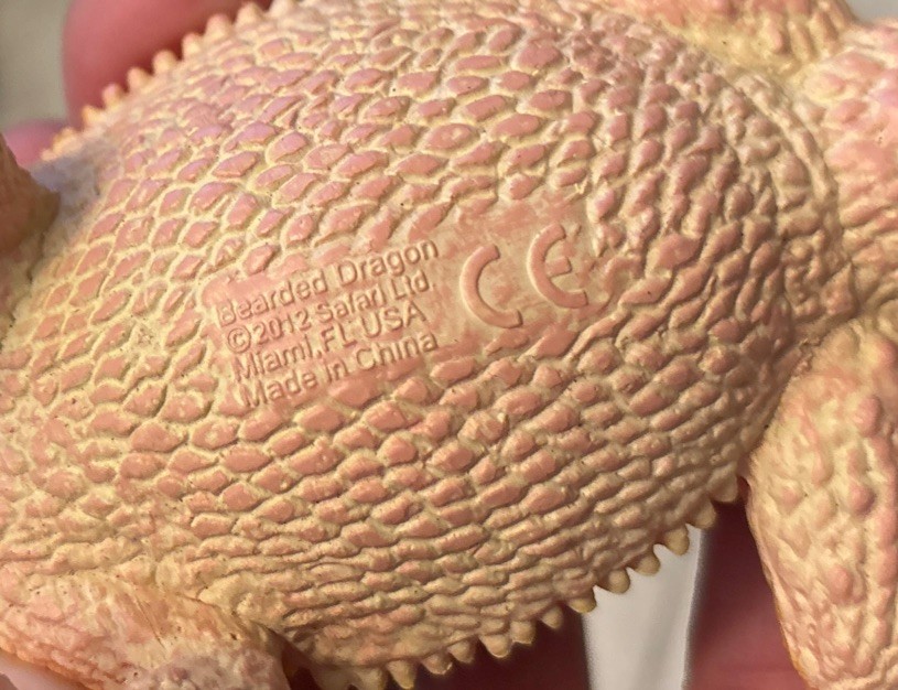 2005 Safari Frilled Lizard Dinosaur Papo Lizard Prehistoric Fish Boa Ice Age
