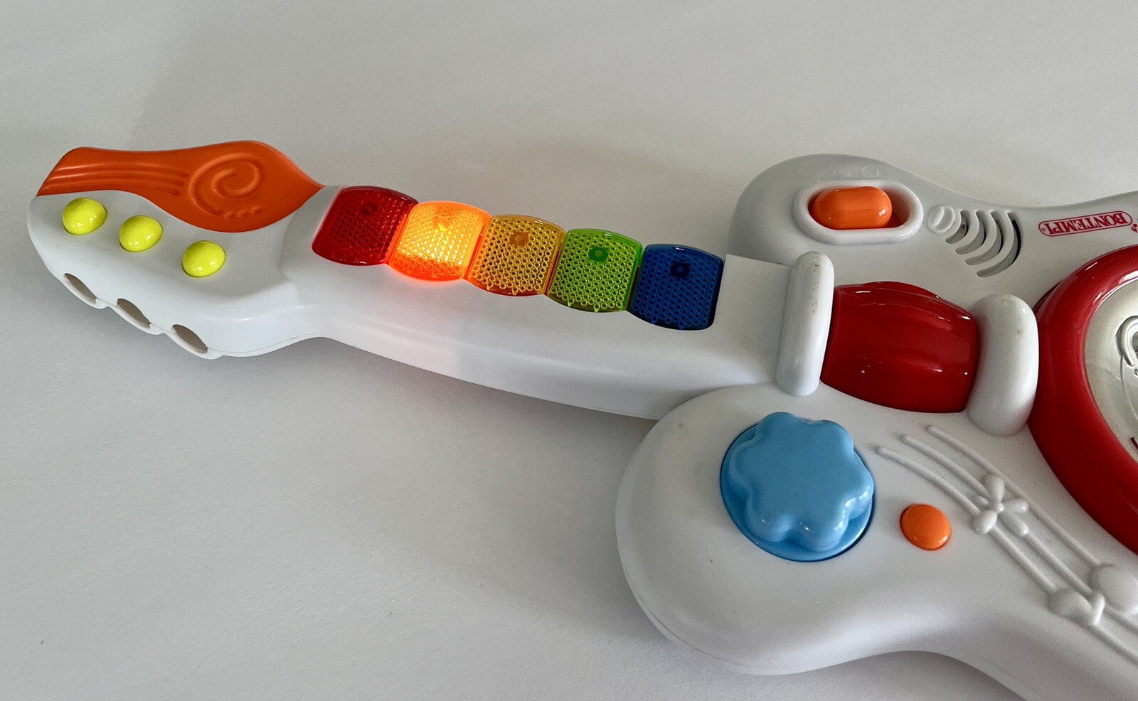 Bontempi Baby Rock Guitar – Plays Notes, Breaks, Pre-recorded Melodies Age 18+mo