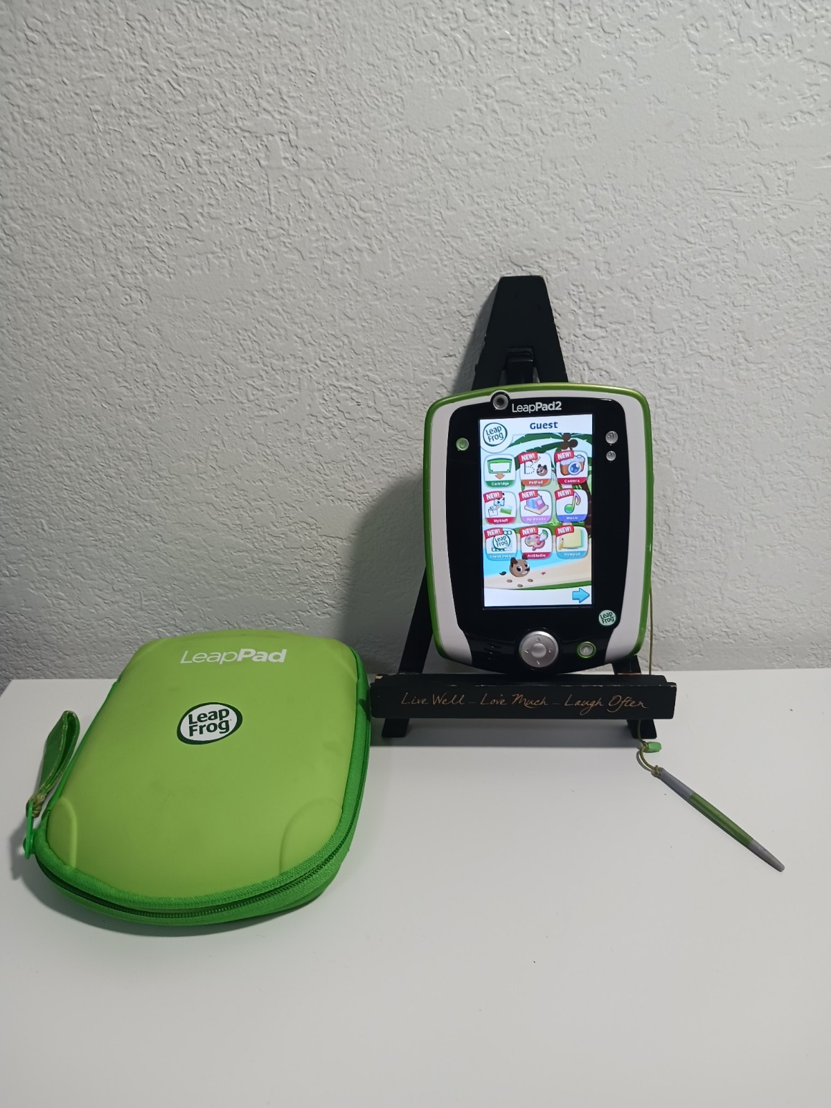 LeapFrog LeapPad 2 Explorer Learning System + Green Case + 14 Preloaded Games