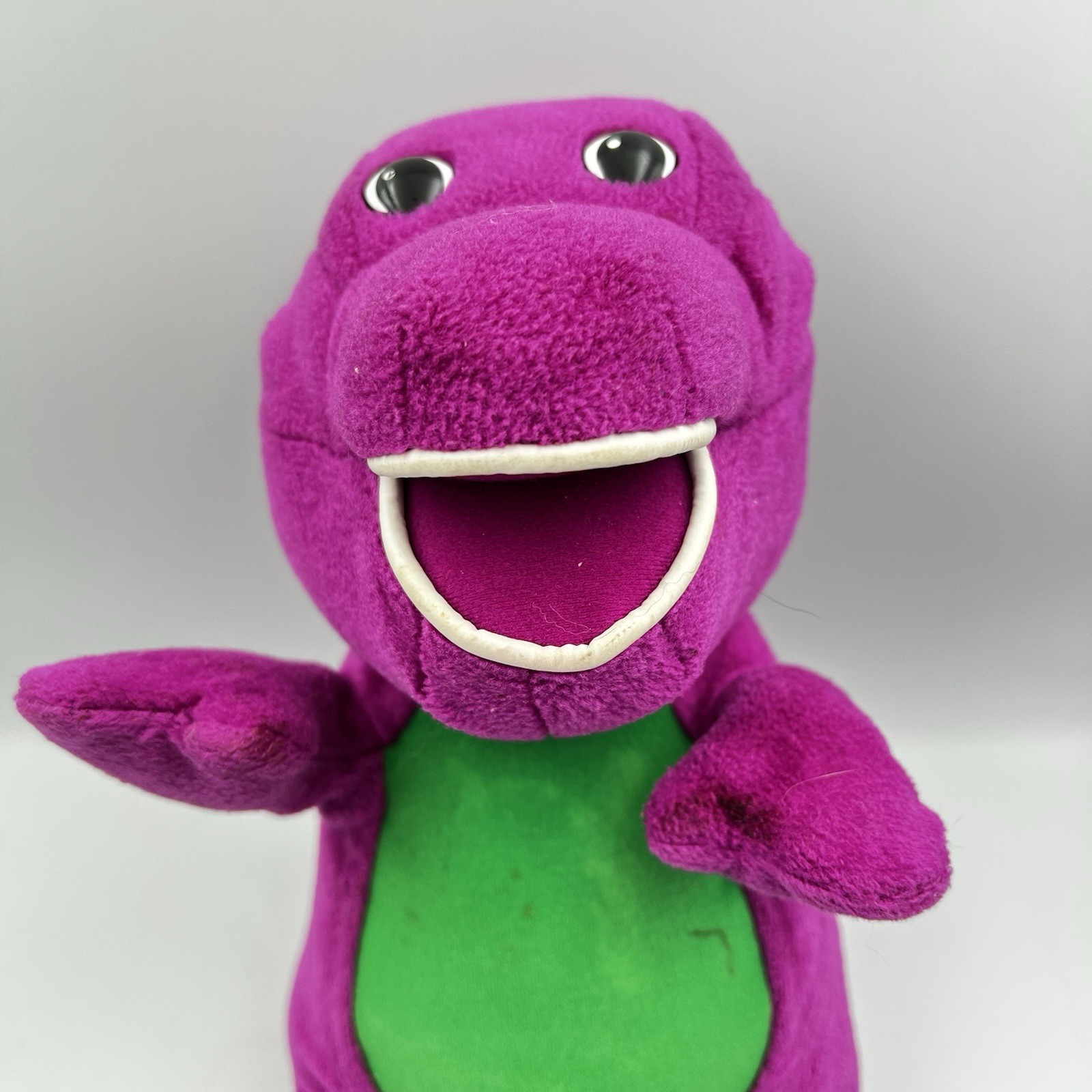 Vintage Fisher Price Mattel Barney 2001 Interactive Plush Works Talks Lights Up