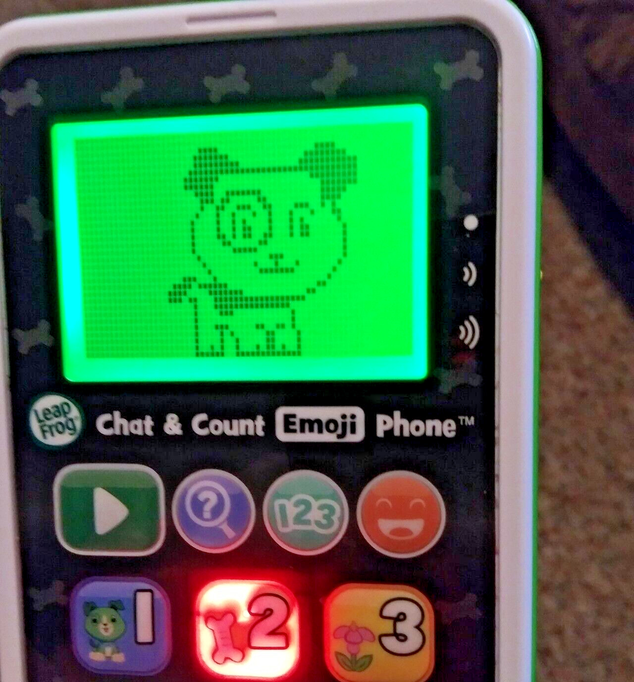 LeapFrog Smart Phone Chat and Count Emoji Scout Singing Music Counting Green