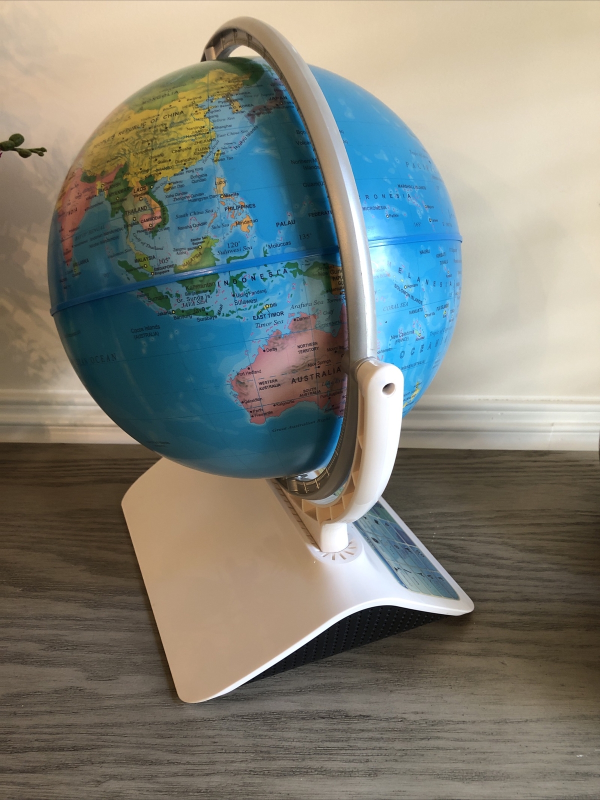 Child Globe World Edu. Explorer #113318 Physical Globe Only;No Pen No USB 13×13″