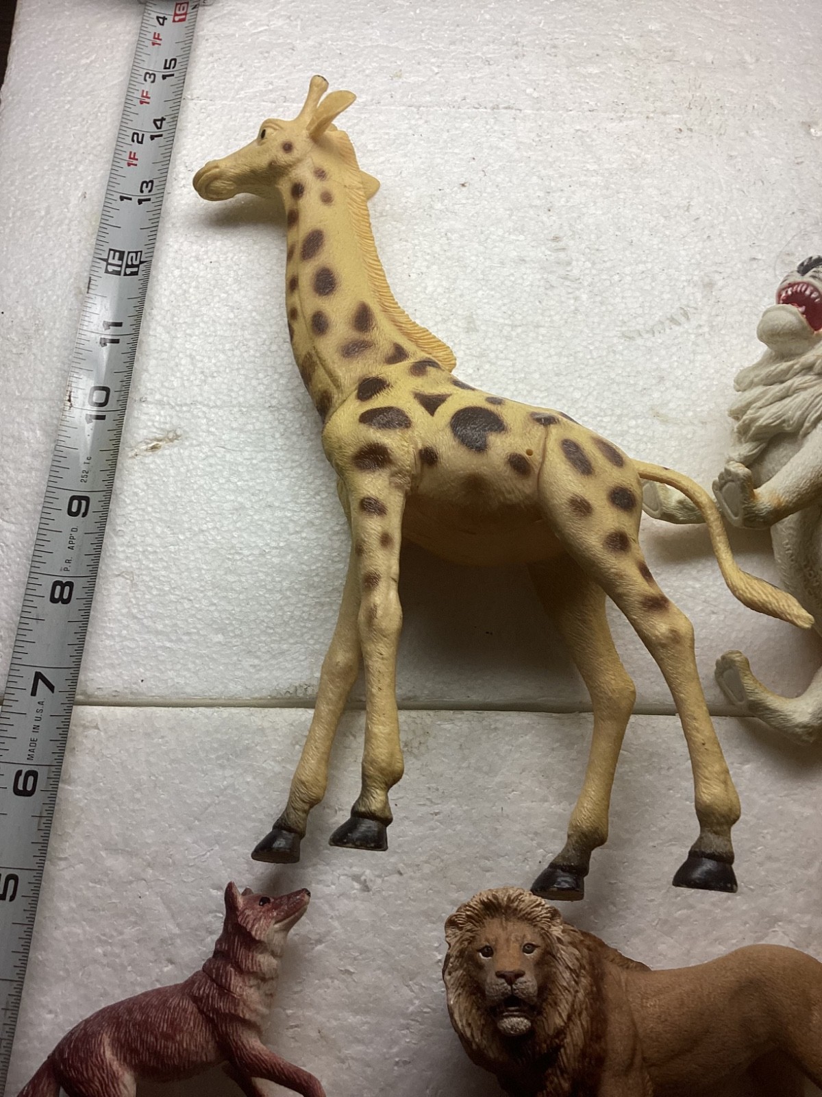 Vintage Mixed Plastic Safari Zoo Jungle Wild Animals Lot of 10.