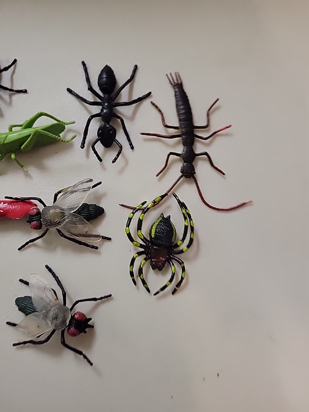 Mixed Lot of Rubber Plastic Spider fly ant Insects Bugs Toy Figures