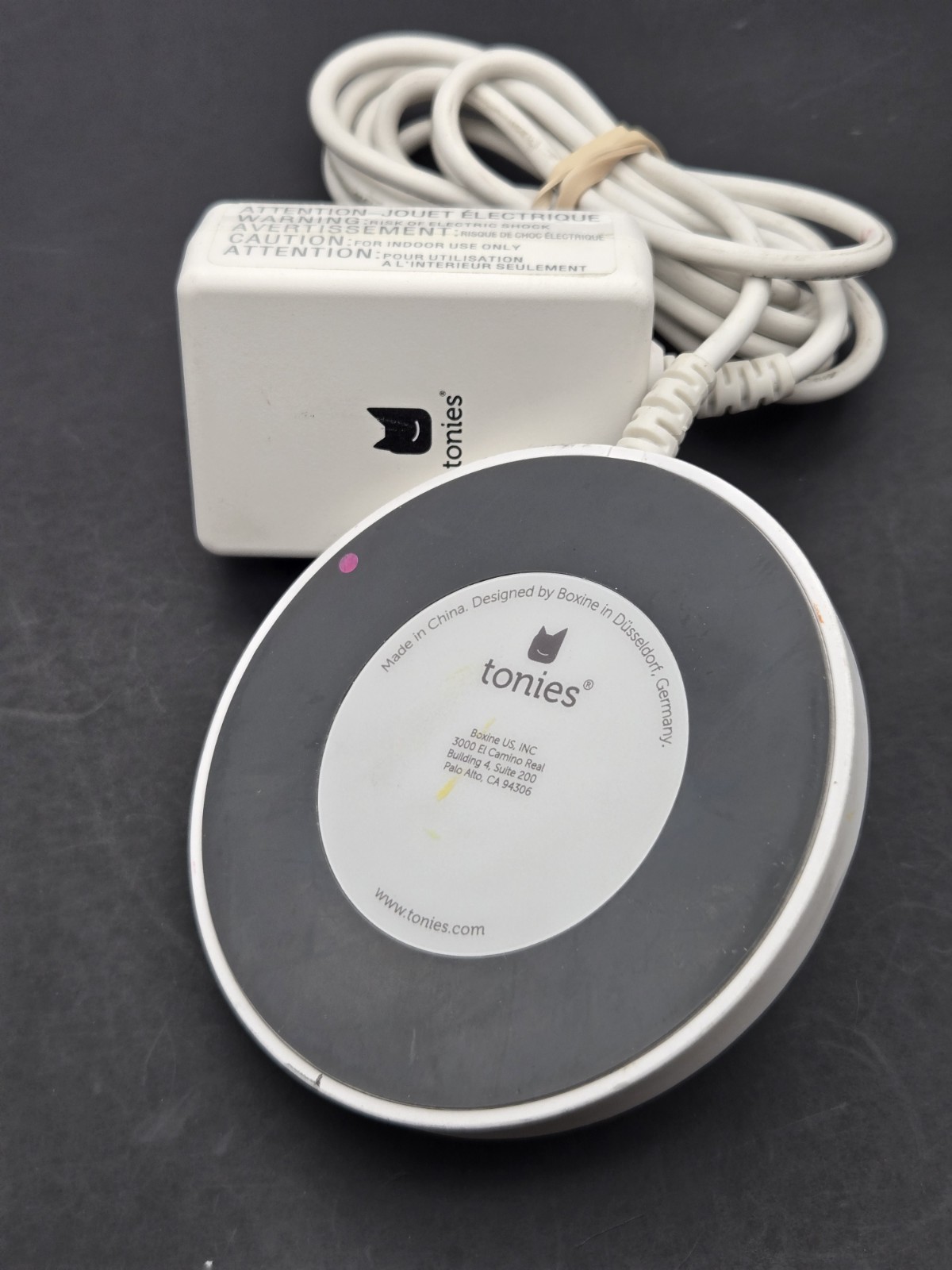 Tonies Toniebox Charger Output: 9.0V ~ 1.5A input: 120V-60Hz (DYS819-090150W-1)