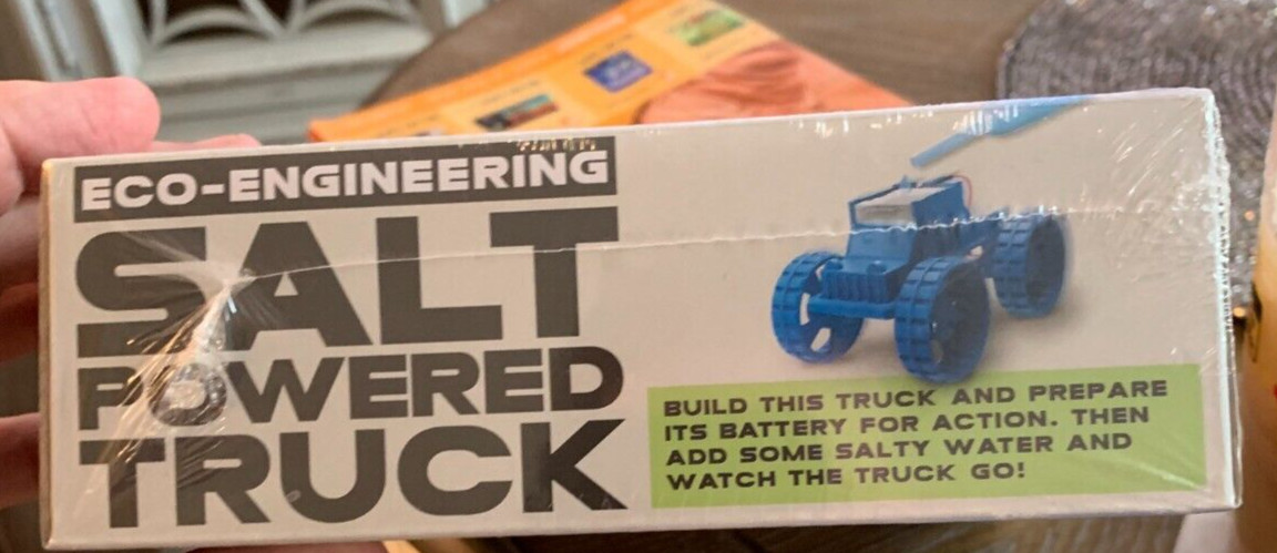 4M Green Science Eco-Engineering Salt Powered Truck Brand New Factory Sealed Box