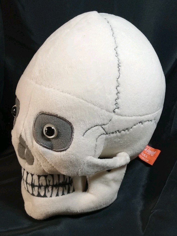 SKULL~ GIANTmicrobes Plush – Skull by Drew Oliver 💀🎃