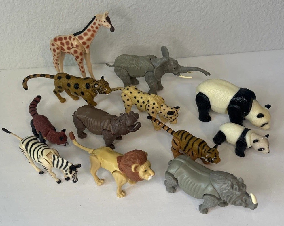 Lot Of 12 Safari Animals Figures Toys Wildlife Zoo Animal Figurine Jungle USED