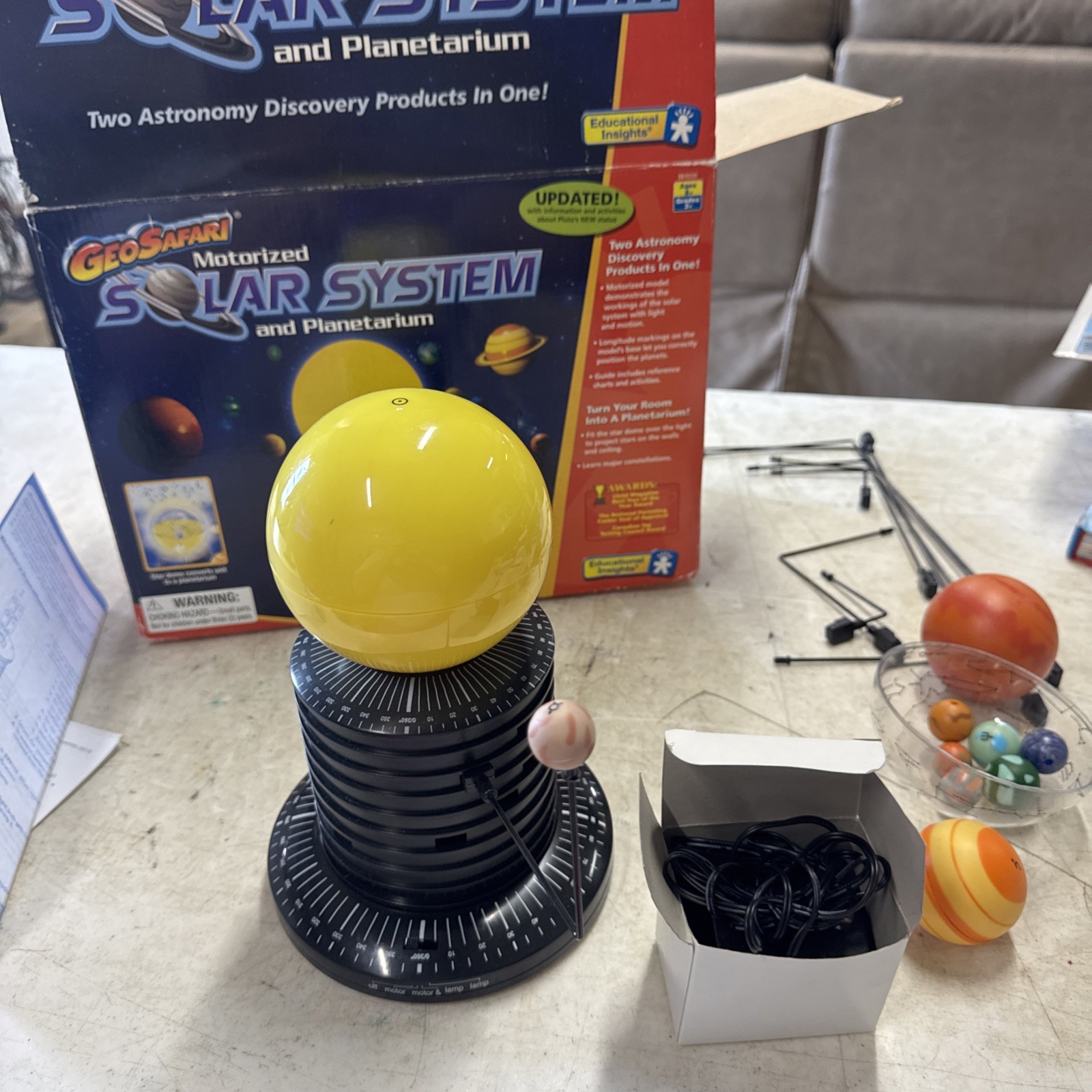 Educational Insights GeoSafari Motorized Solar System Project A Star Show WORKS