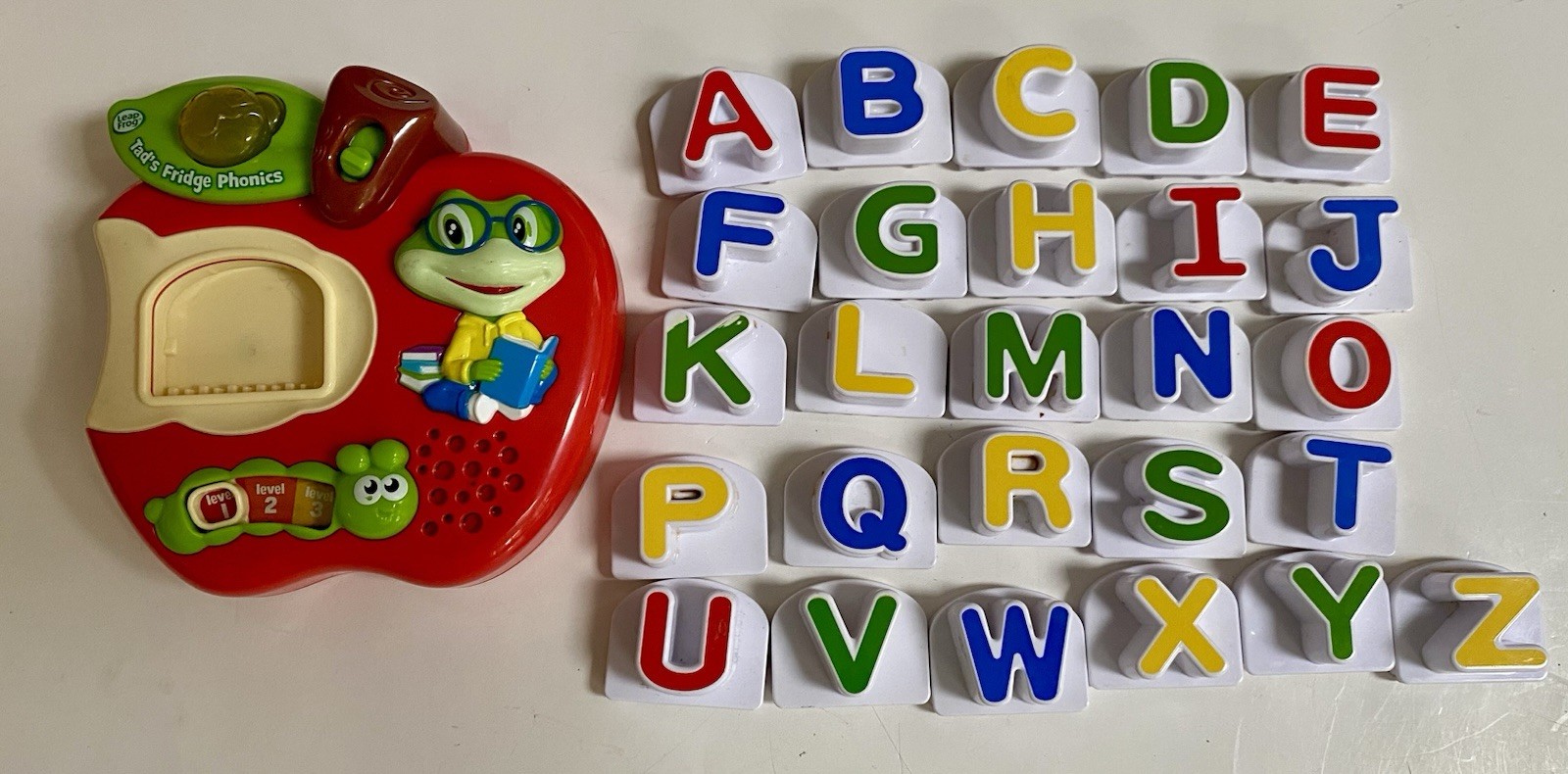 LeapFrog Tad’s Fridge Phonics Teaches Letters and Phonics Magnetic