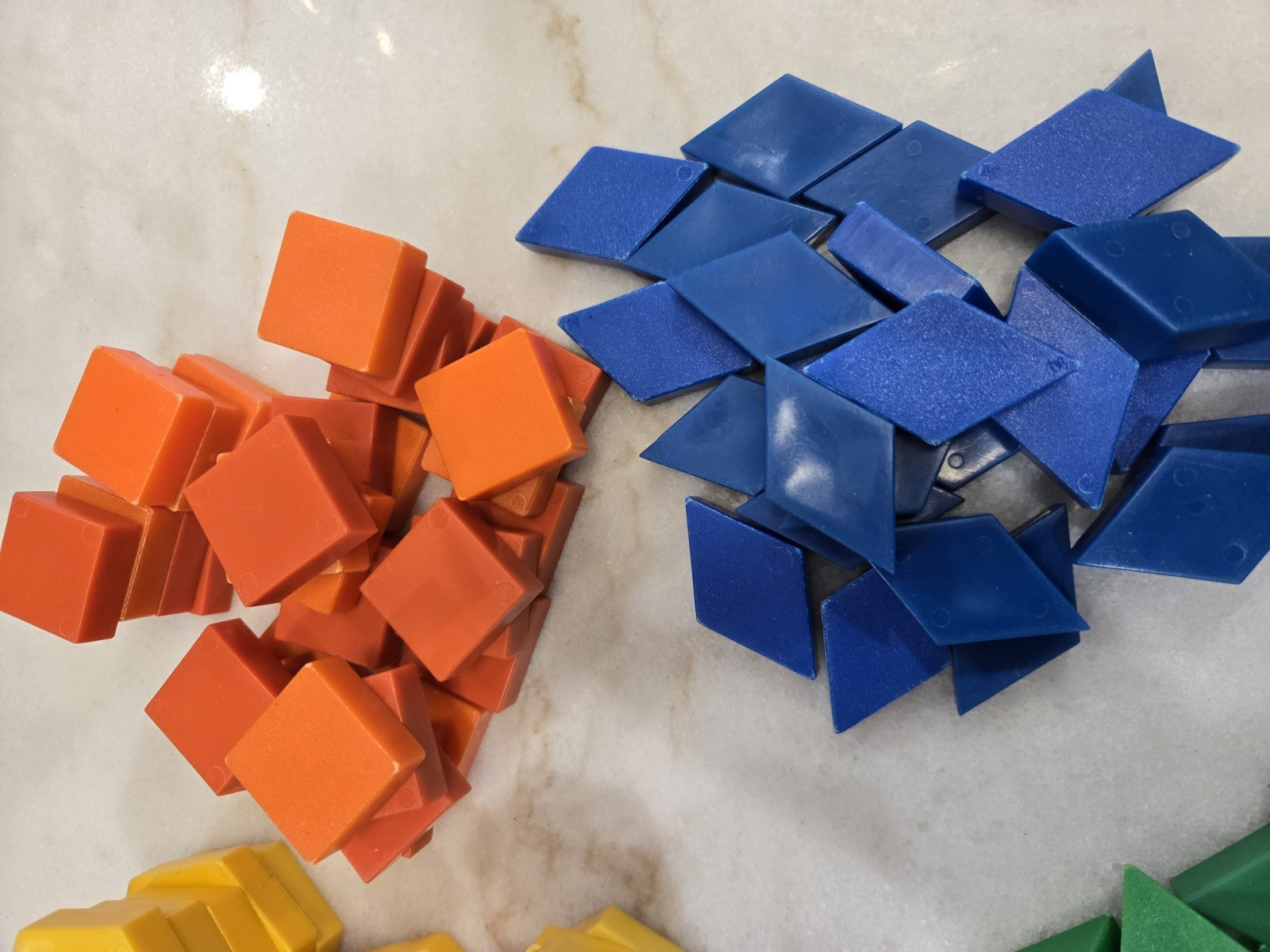 Math Manipulatives Plastic Tangram Pattern Blocks… 229 Pieces!