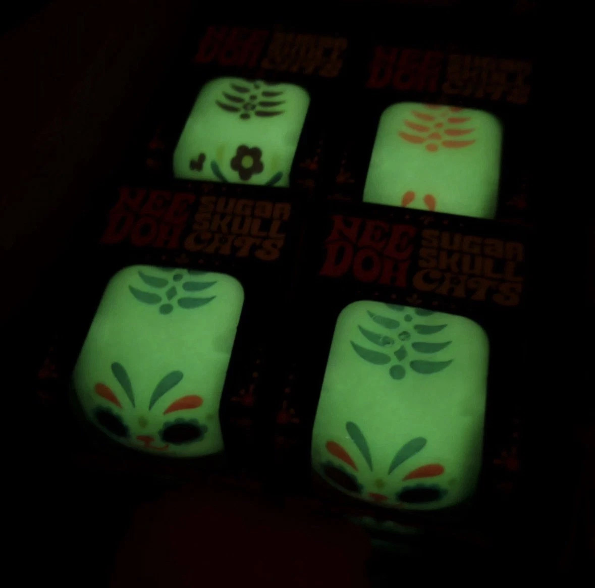 RARE NeeDoh Sugar Skull Cat Glow In The Dark (Random Color)