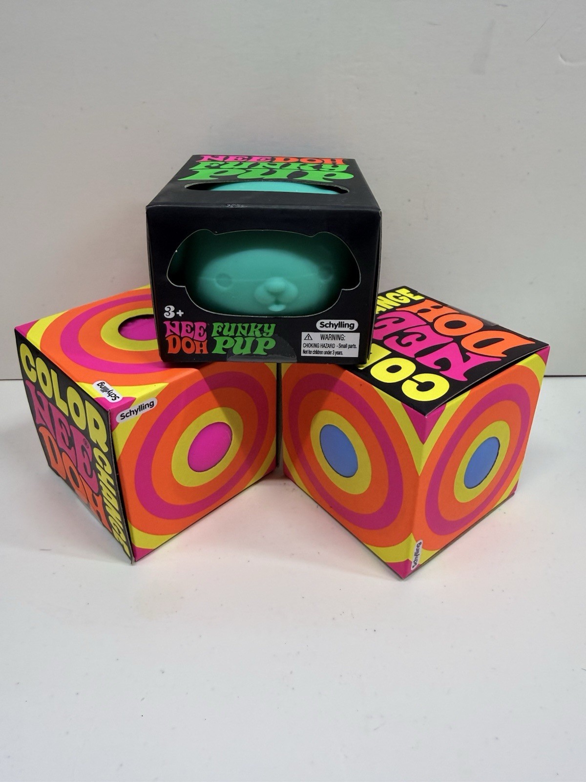 NeeDoh Lot – Funky Pup and Color Change – New In Box Sealed – Fast Shipping!!!