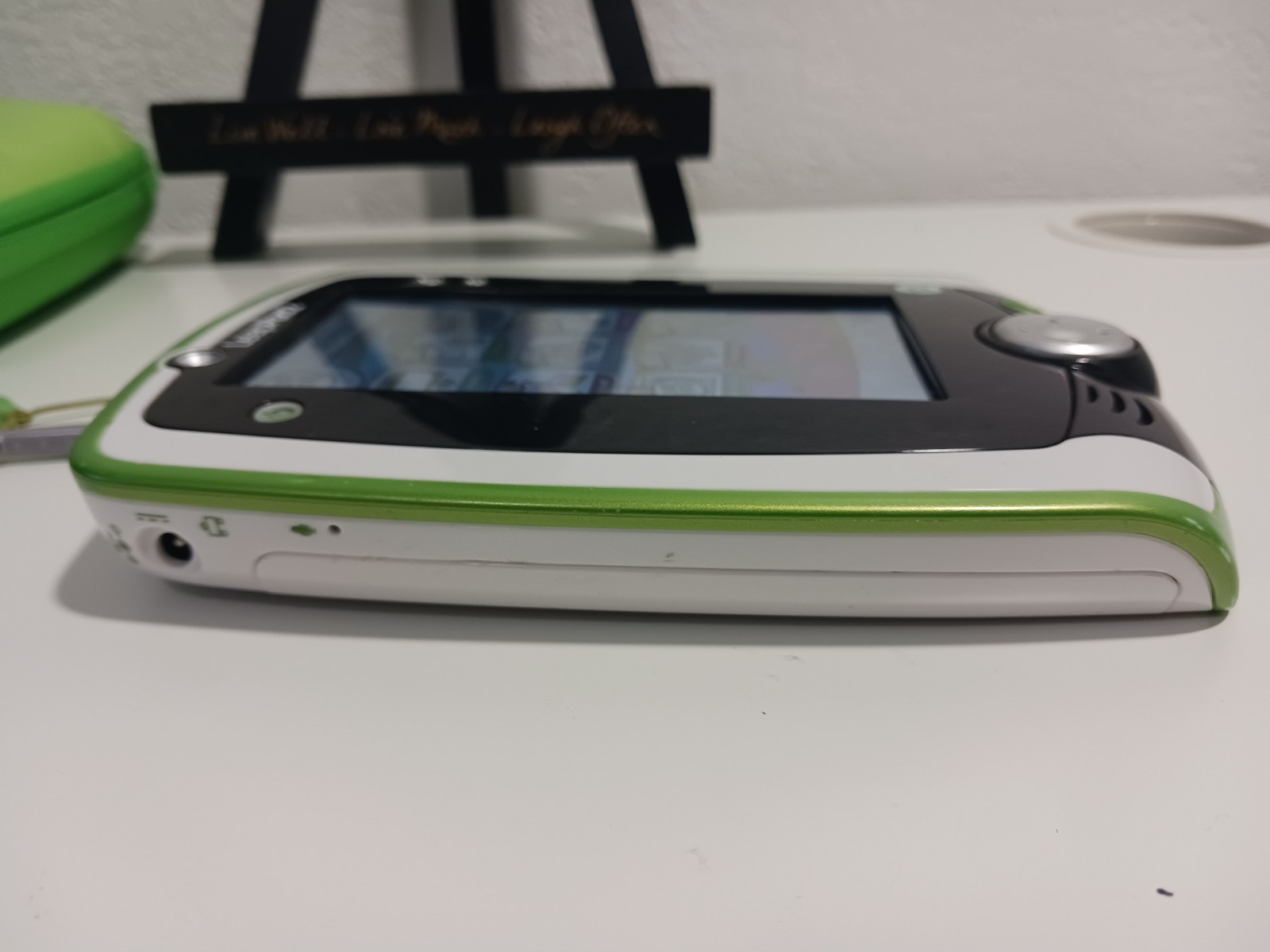 LeapFrog LeapPad 2 Explorer Learning System + Green Case + 14 Preloaded Games