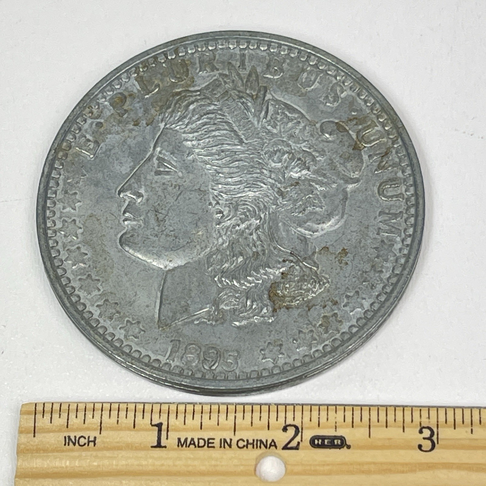 E Pluribus Unum Oversized Coin Decorative Piece USA Novelty Dollar Toy