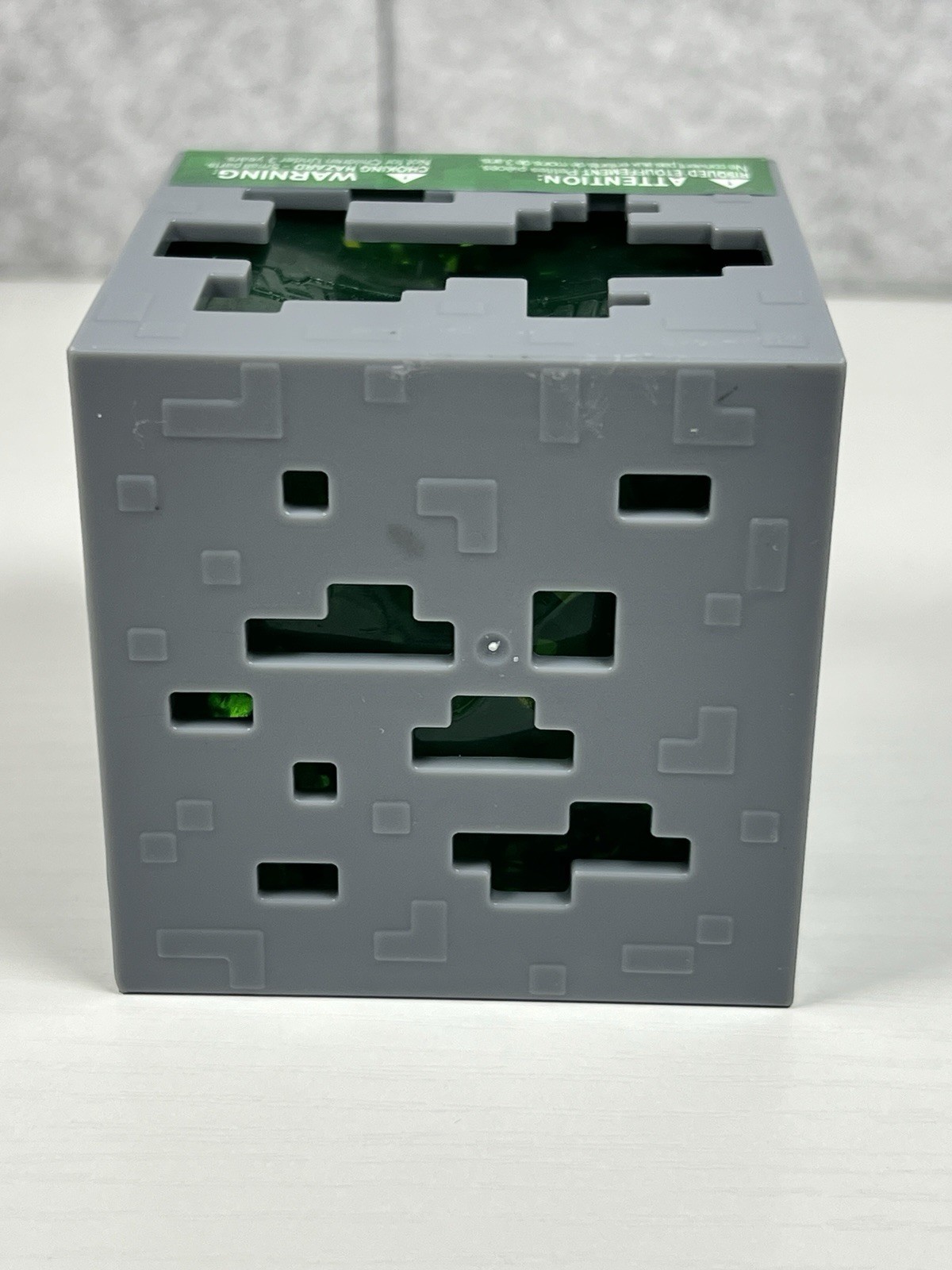 MINECRAFT JELLY CUBES – (GREEN) Viral Squishy IN HAND. (GREEN)