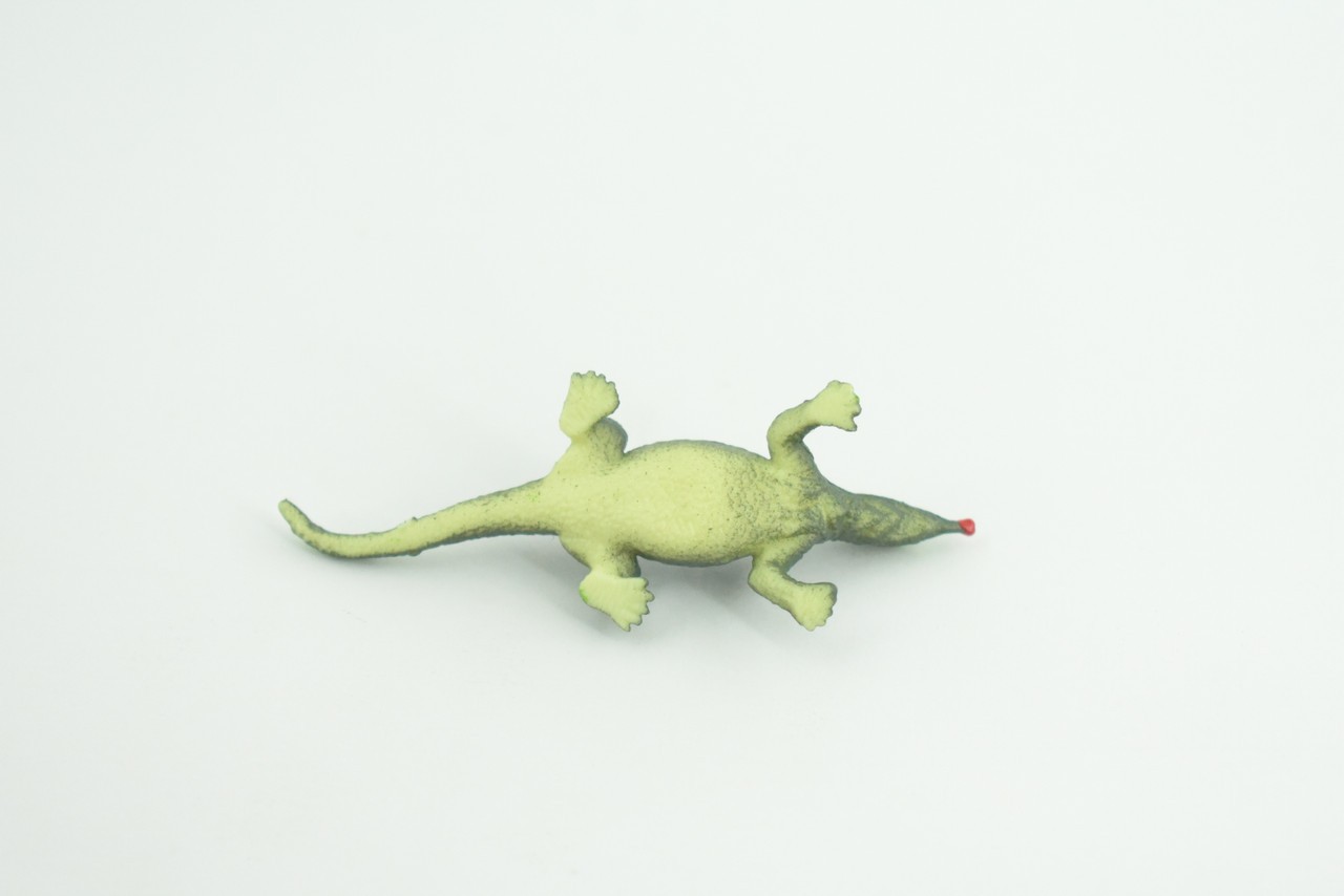 Toy Lizard North American Green Anole, Hand Painted Rubber Toy 2.5″ WR37B197