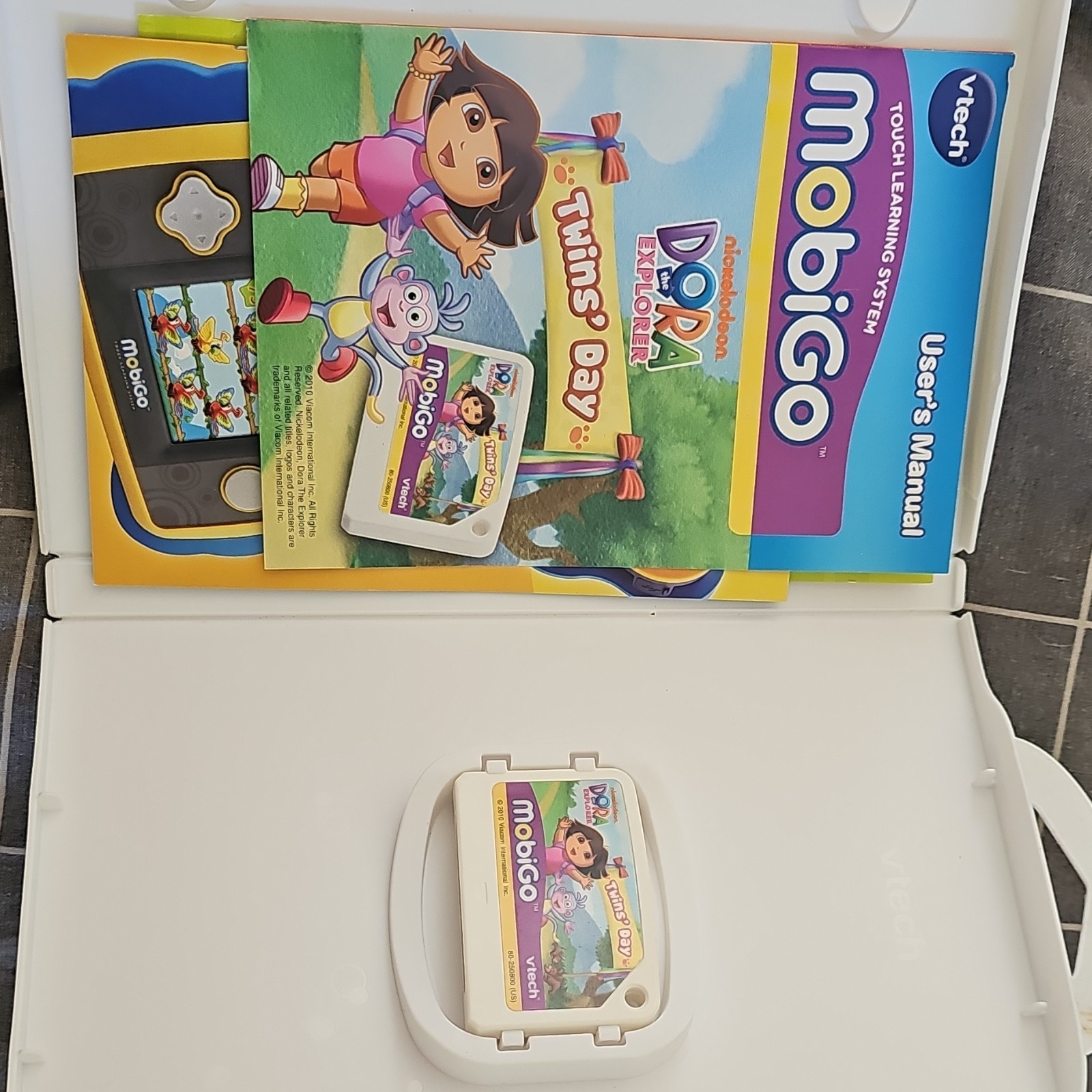 VTech MobiGo Dora the Explorer Learning Game Cartridge Foreign Language Ages 3-5
