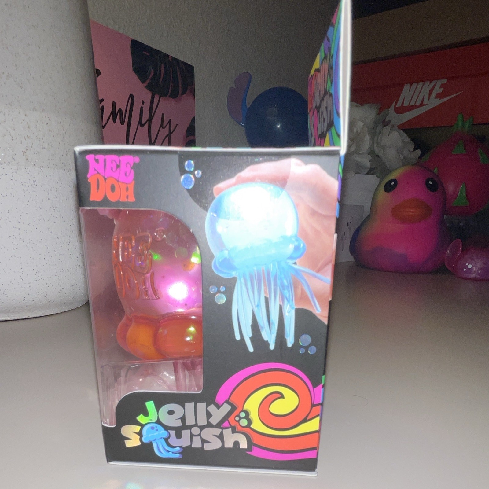 Nee Doh Jelly Squish Jellyfish Tactile Squeeze Toy Pink Purple 3+ 25330NAB