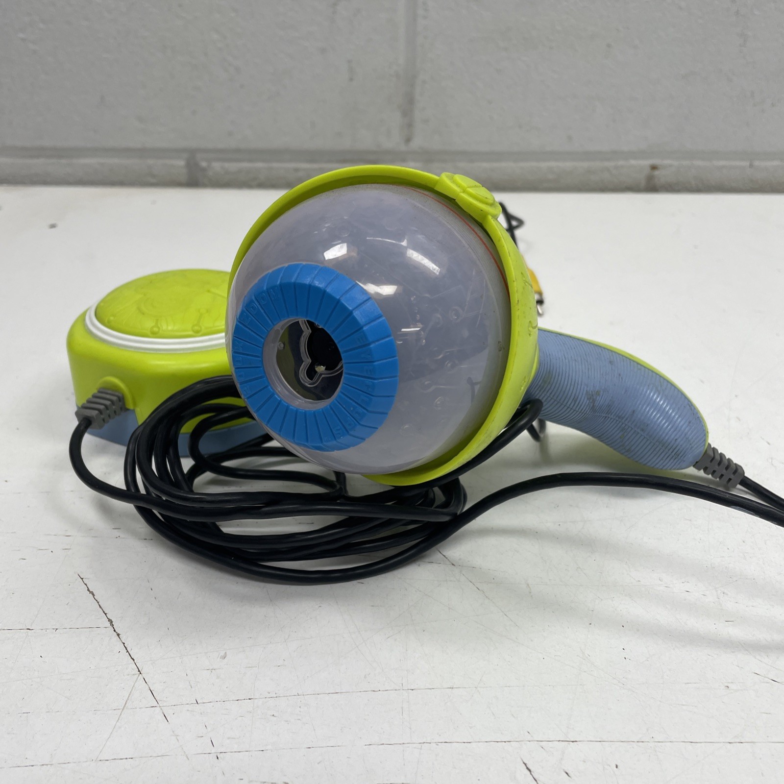 RETRO Jakks Pacific Eye Clops Bionic Eye Plug In TV Video Magnifier Microscope