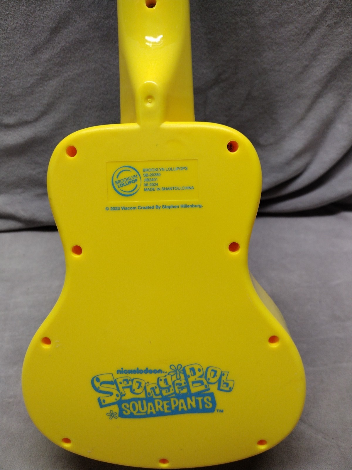 SpongeBob SquarePants Party Ukulele 16″ Musical Instrument