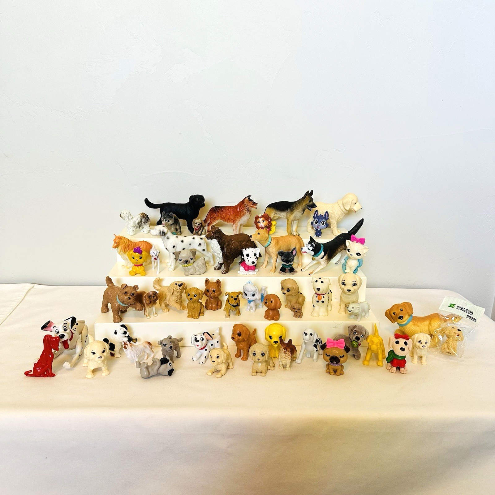 24 Pc Lot Dogs Puppies Figures Mixed Breeds Preschool Classroom .75″-3″