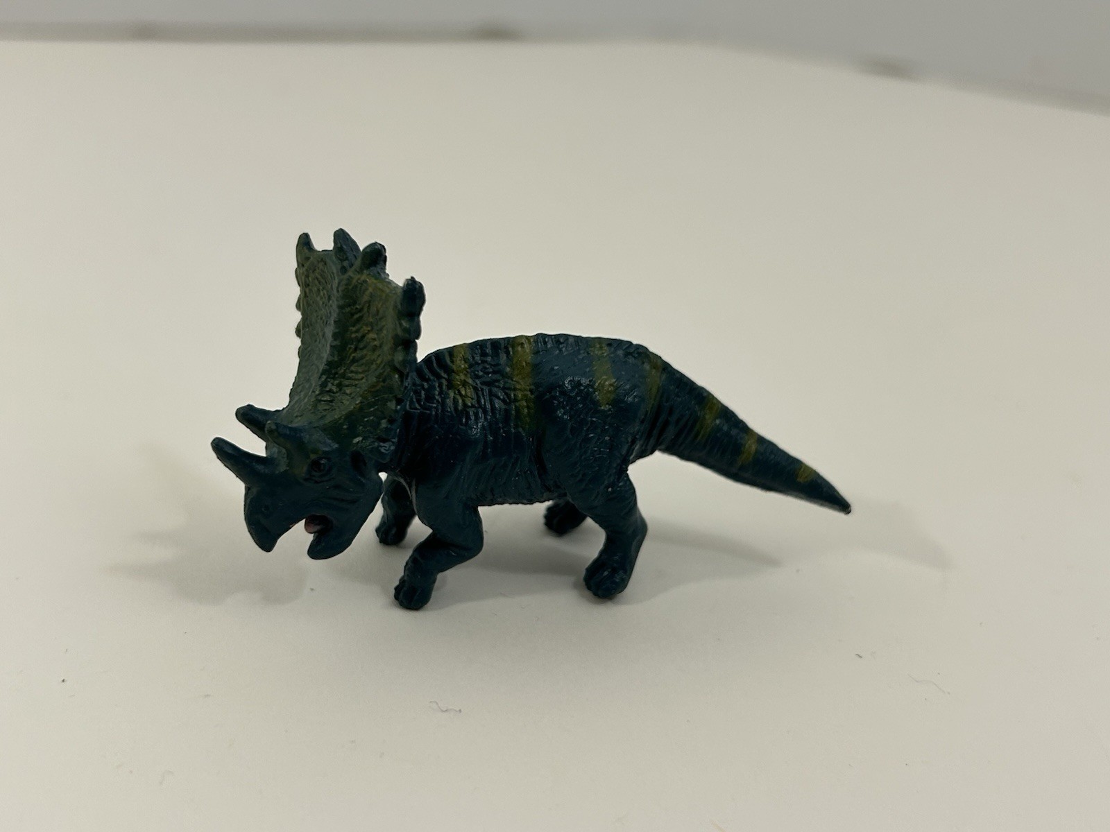 Safari Ltd. Lot of Dinosaur Toob 3″ Figures Lot of 10