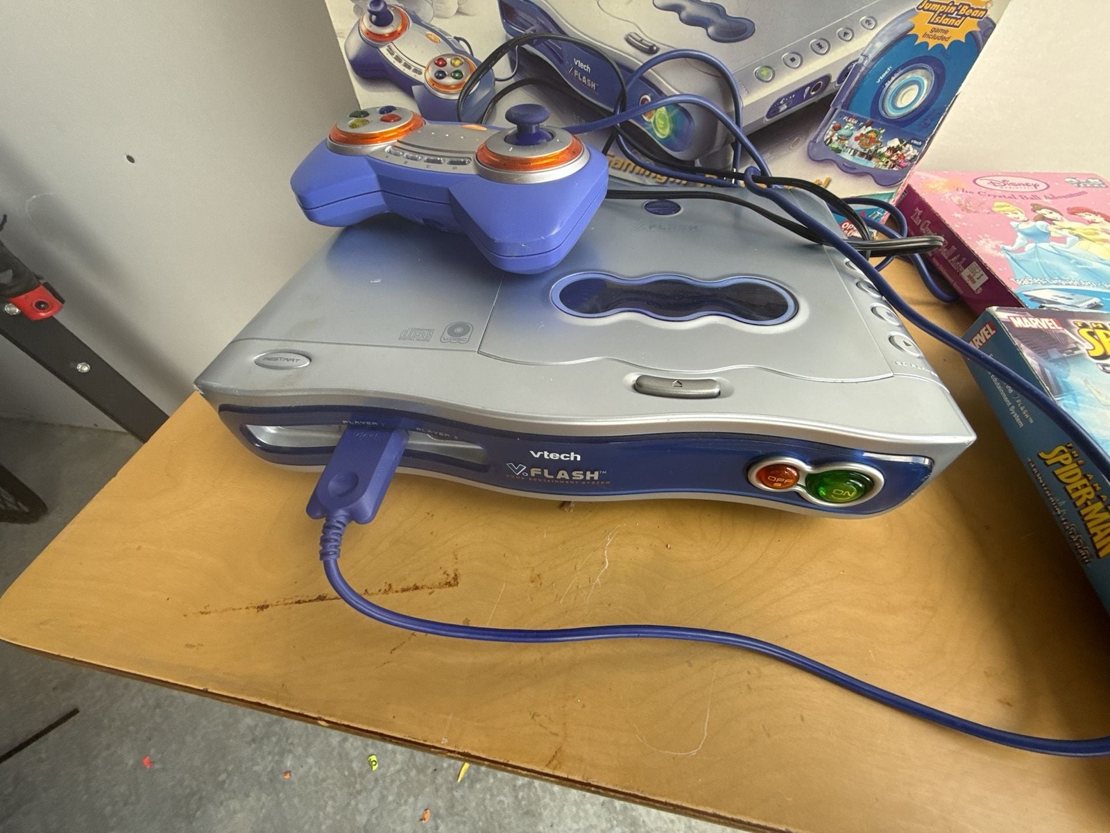 VTech V.Flash Home Edutainment System Bundle with Console, Controller, and 2 Gam