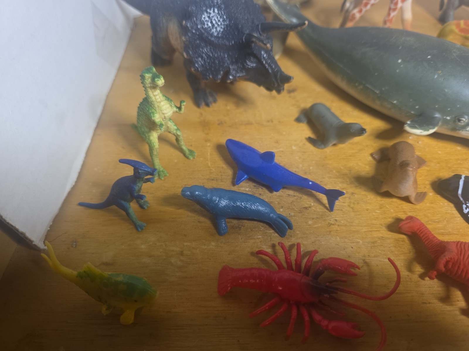 Lot Of Vintage Dinosaurs Ocean Farm Zoo & Safari Animals Figures Lot Of 27 Mix