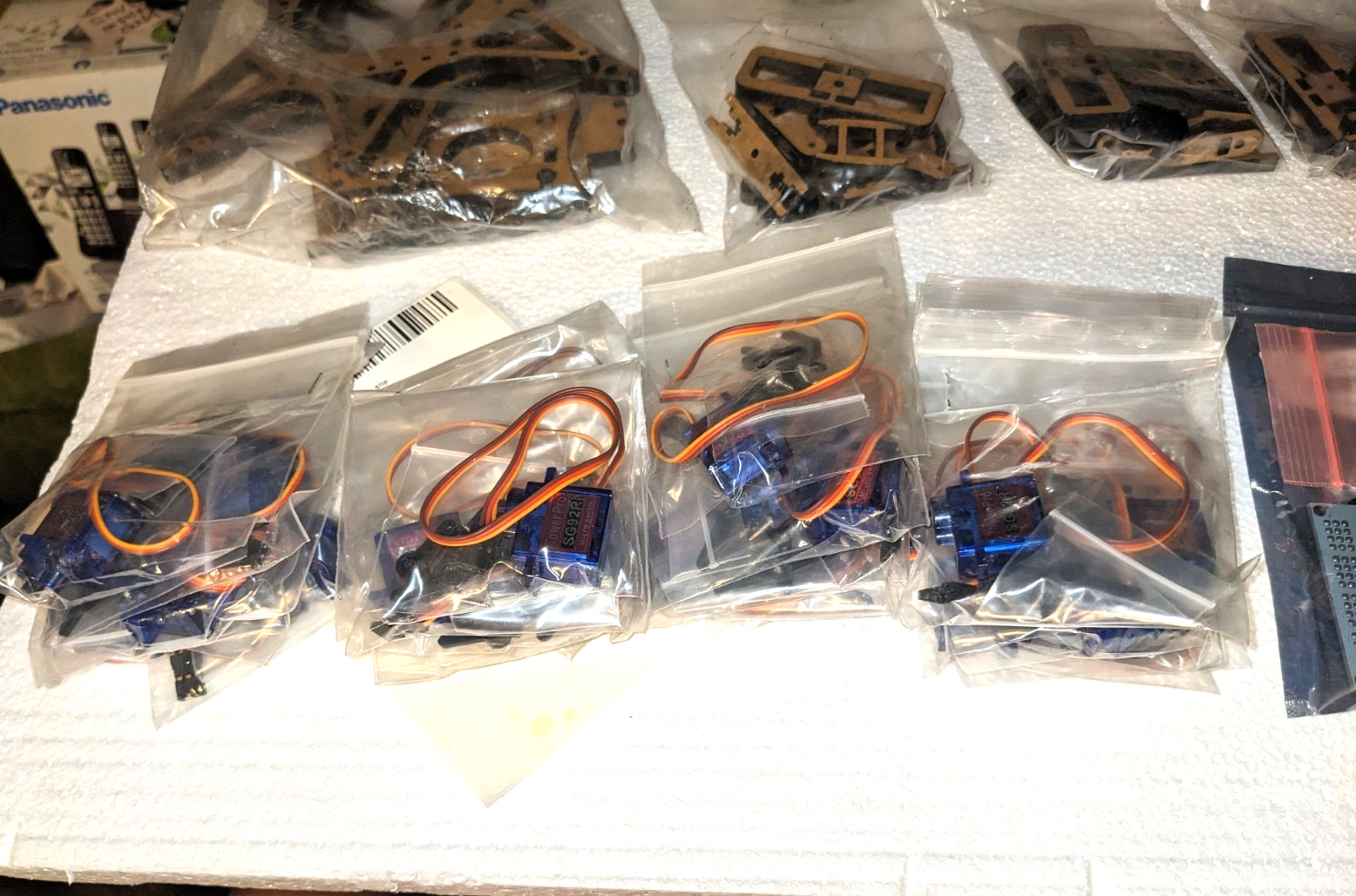 ArcBotics Hexy Hexapod Robot New Arduino Open Source 6-Legged DIY Kit First Set