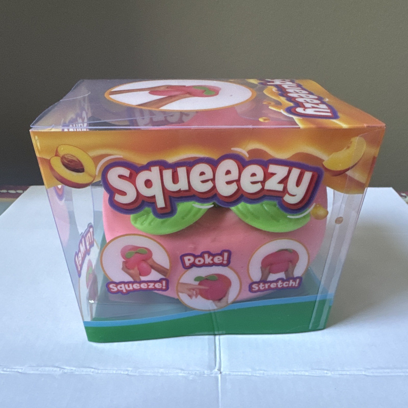 Squeezy Peach Large, Sensory Toy, Ages 4-7, 8-11, 12-16, 17+ Years