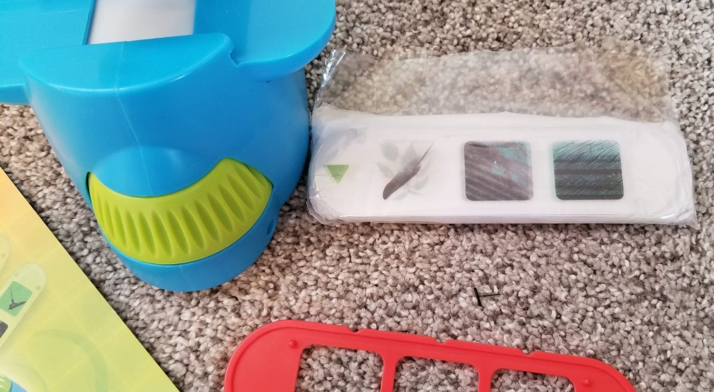 Thames and Kosmos Big and Fun Microscope – Toy for 4-6 years – Complete Set