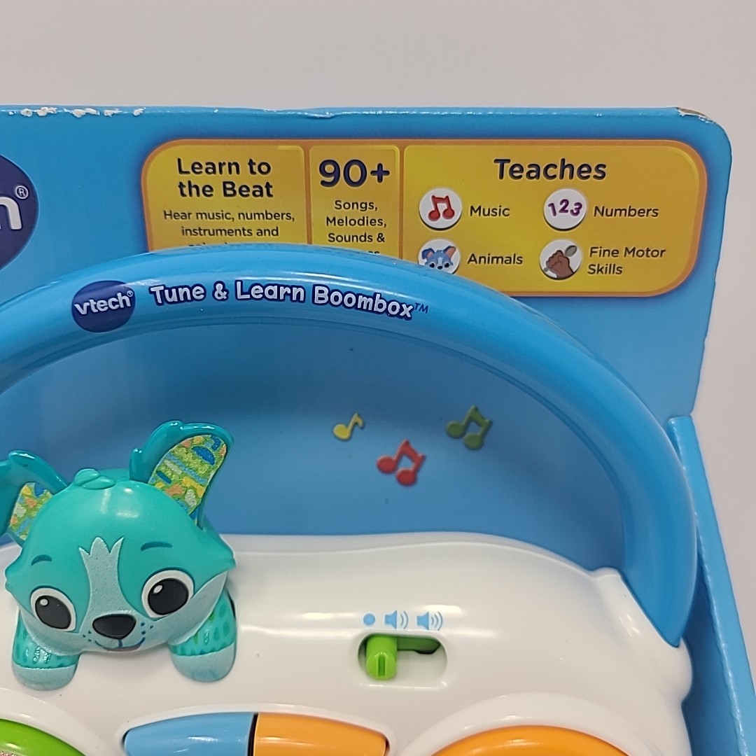 VTech TUNE & LEARN BOOMBOX 90+ Songs Sounds Music Player Tunes 6-36 Months NEW
