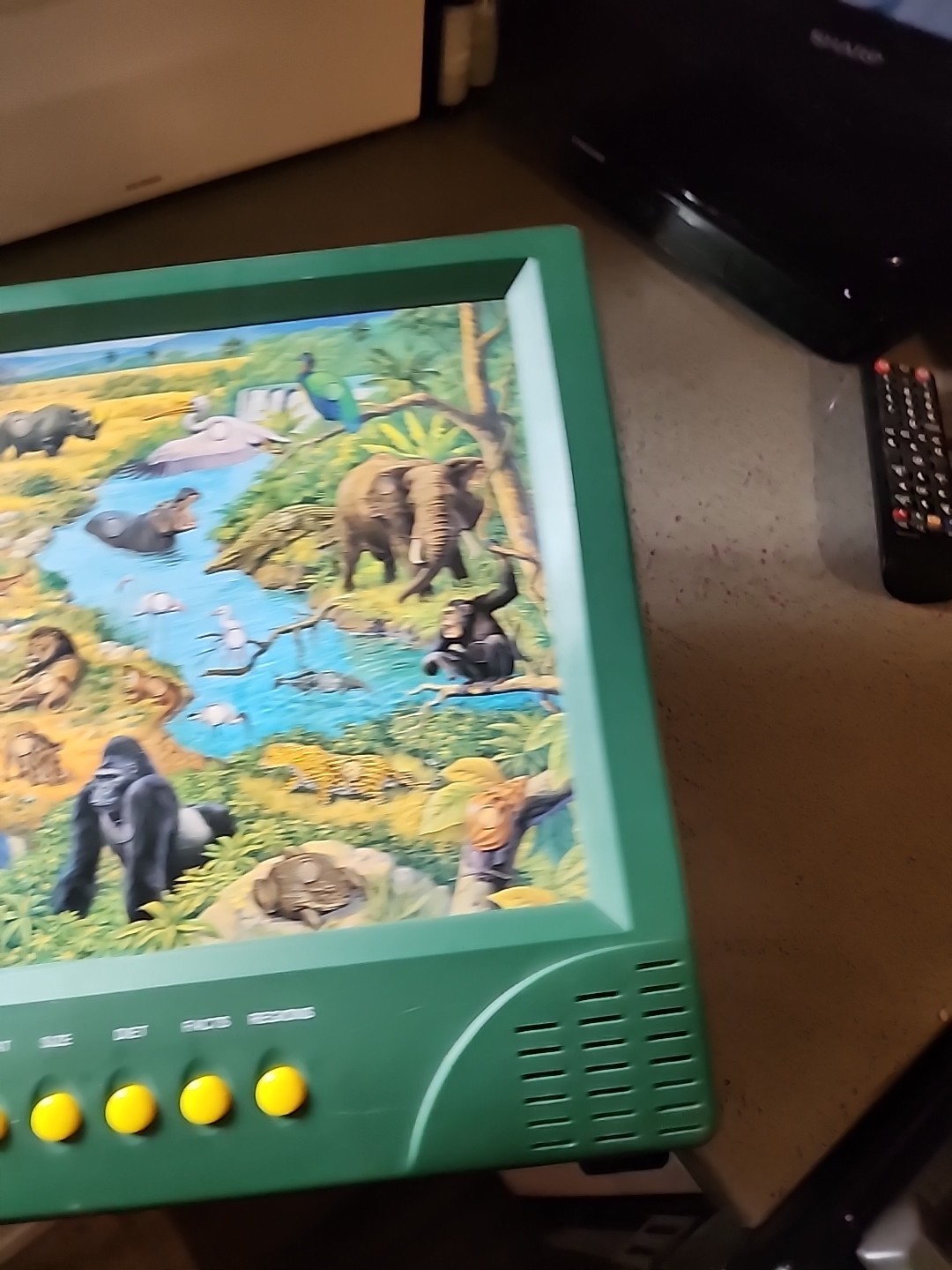 GEO GENIUS GREEN JUNGLE ANIMALS INTERACTIVE QUIZ TOY SOUND HABITAT FACTS 1998