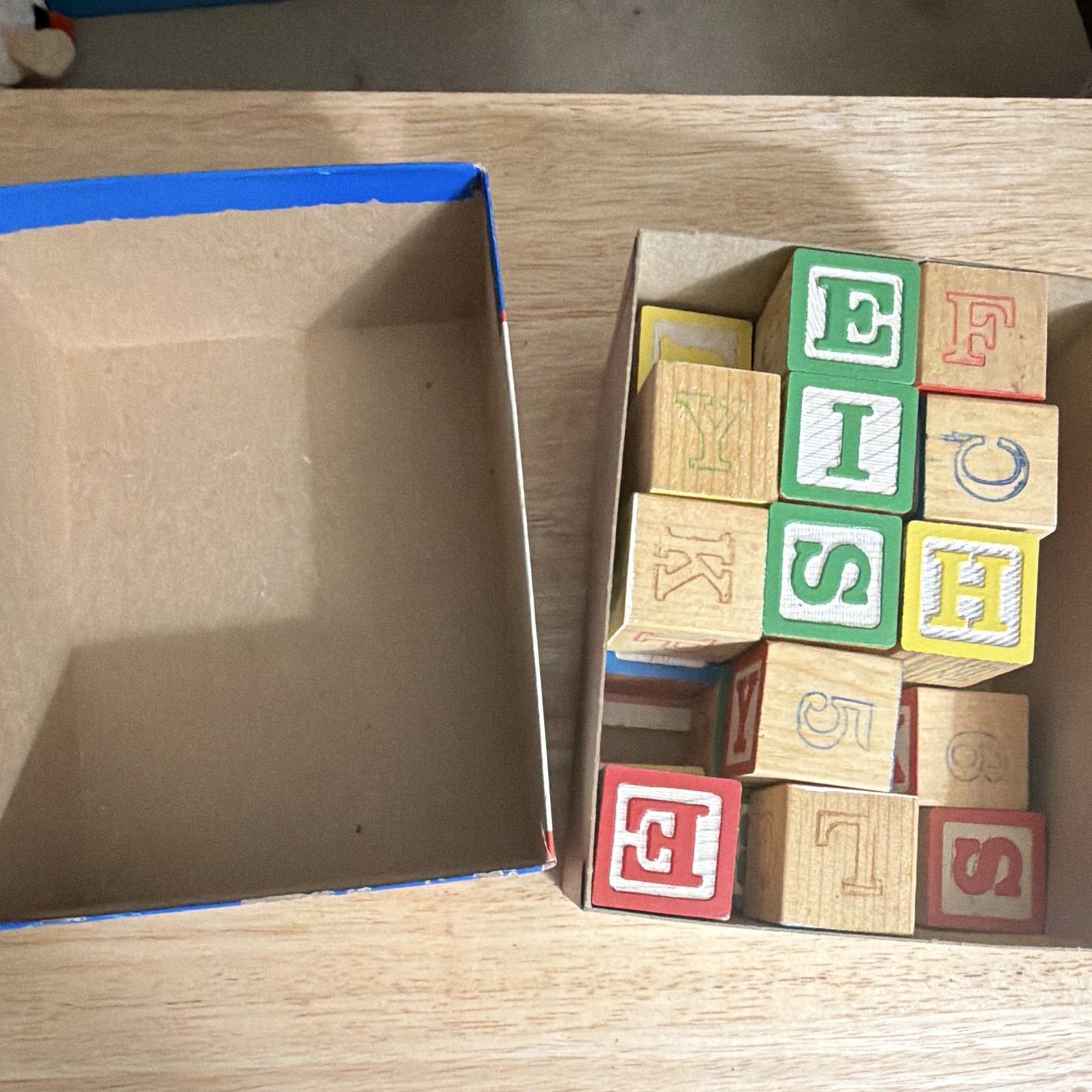 Playskool Letter Wood Blocks 16-Piece Set w/ Box 1986 MPN 226 Ages 1 1/2-5