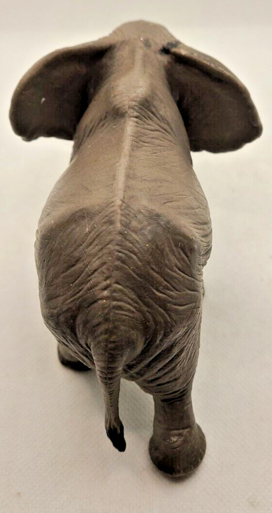 Safari Ltd African Elephant Figure 1996 grey large 7 x 4 inches
