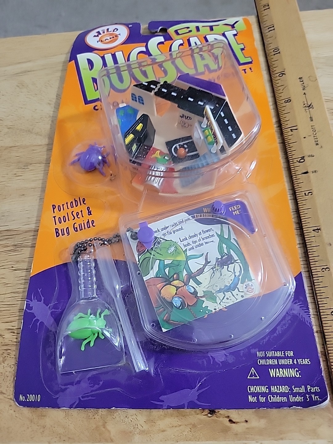 Wild Planet City Bugscape Bug Hangout Portable Tool Set & Bug Guide 1995
