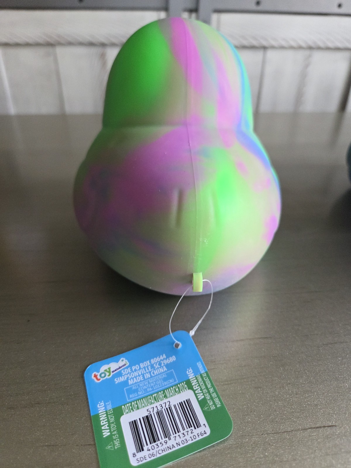 Toy Mendous SQUEEEZY Jumbo Tie-dye Duck (p/g) Squishy Toy
