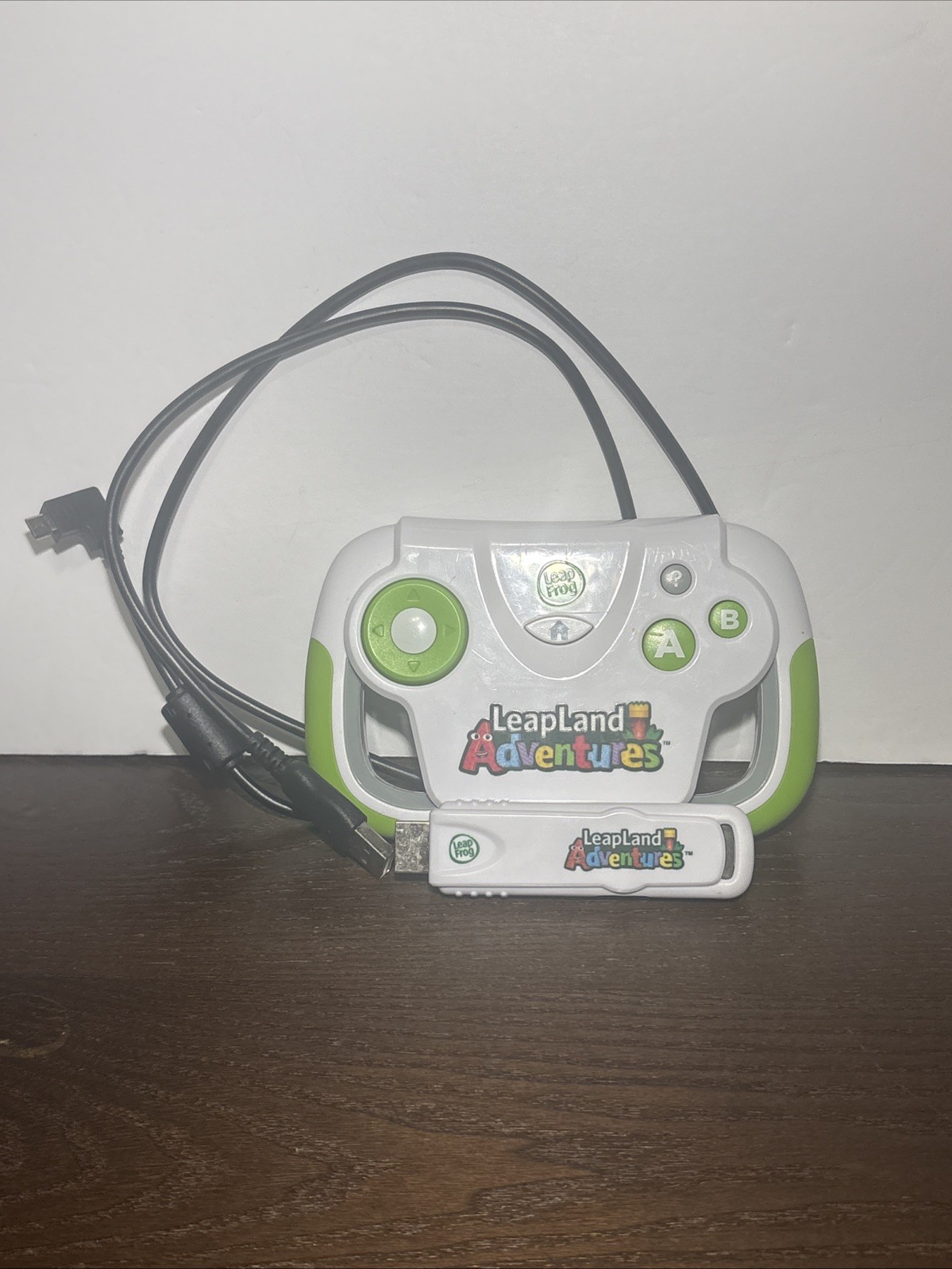 LEAPFROG LEAPLAND ADVENTURES LEARNING VIDEO GAME Works ABC 123 Color Shapes PreK
